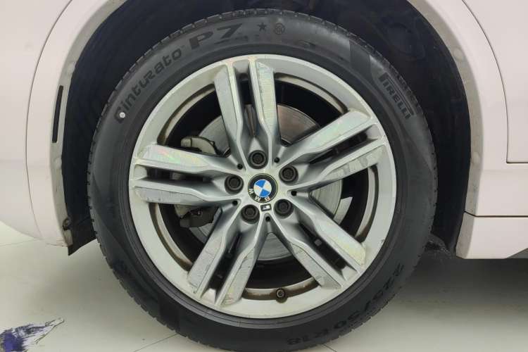 Used BMW X2 2020 sDrive25i Leading Model M Sport Package Left Front Wheel Hub