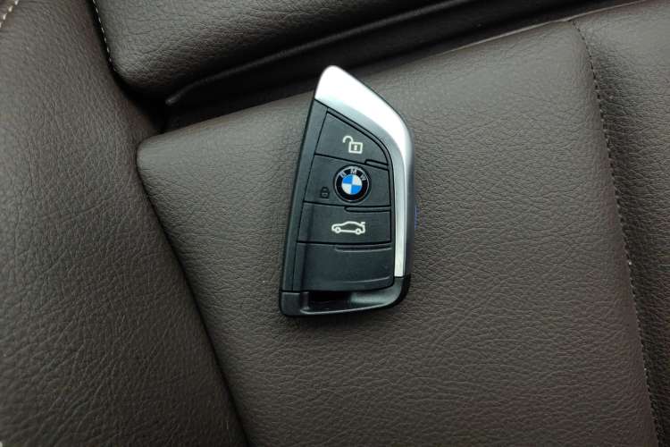 Used BMW X2 2020 sDrive25i Leading Model M Sport Package Vehicle Key