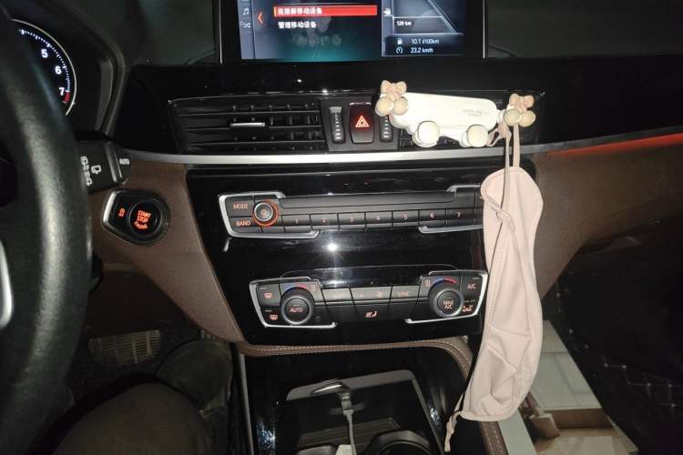 Used BMW X2 2020 sDrive20i M Sport Package Audio And AC Panel