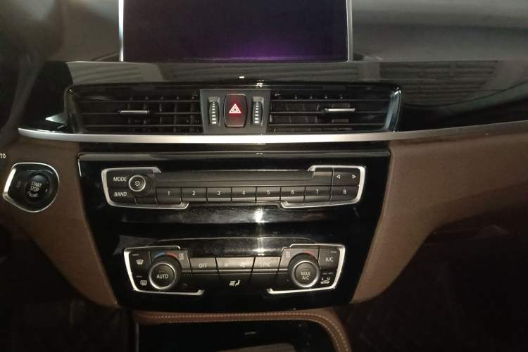 Used BMW X2 2020 sDrive20i M Sport Package Audio And AC Panel