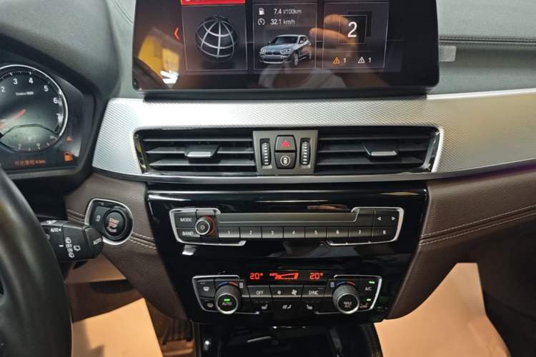 Used BMW X2 2020 sDrive25i Luxury Model with M Sport Package Audio And AC Panel