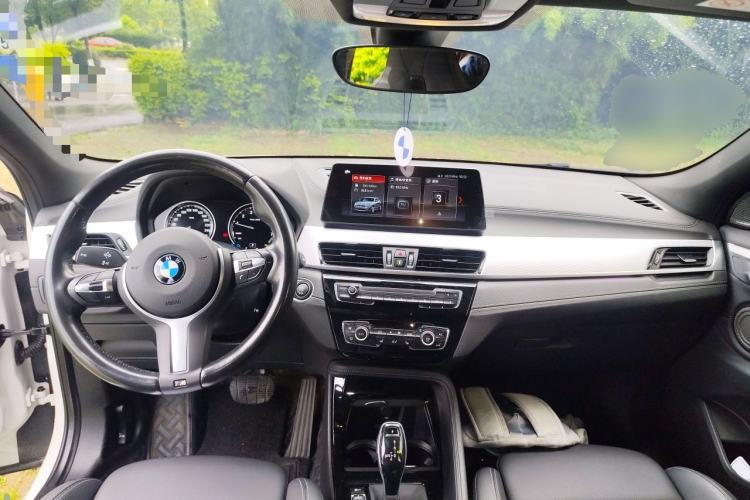 Used BMW X2 2020 xDrive25i M Sport Package Center Console