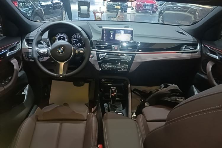 Used BMW X2 2020 sDrive25i Leading Model M Sport Package Center Console