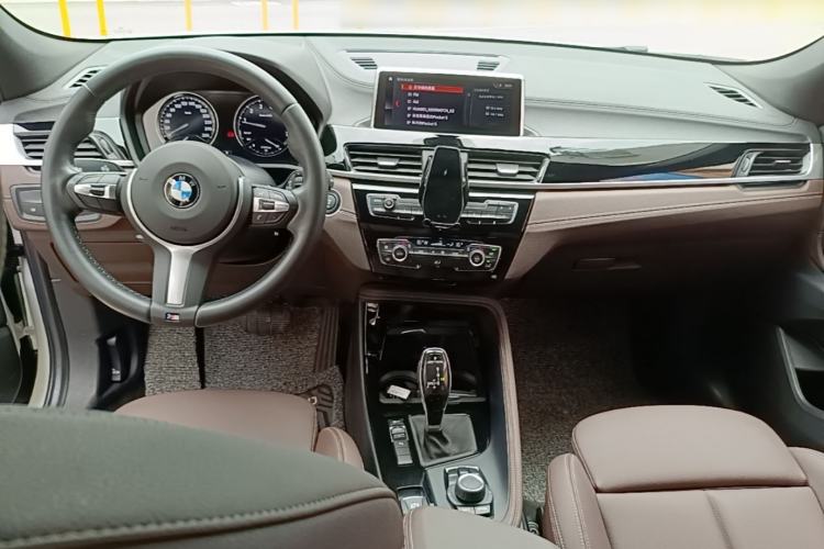 Used BMW X2 2020 sDrive25i Leading Model M Sport Package Center Console