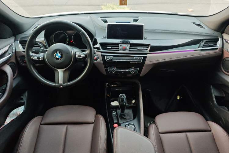Used BMW X2 2020 sDrive25i Leading Model M Sport Package Center Console