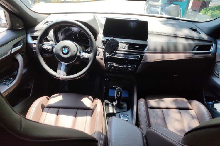 Used BMW X2 2020 xDrive25i M Sport Package Center Console