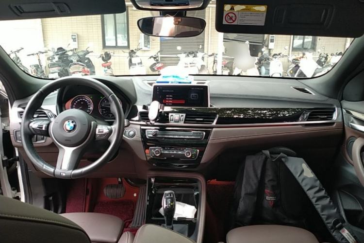 Used BMW X2 2020 sDrive25i Leading Model M Sport Package Center Console