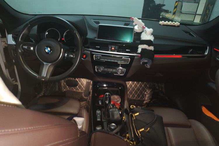 Used BMW X2 2020 sDrive25i Leading Model M Sport Package Center Console