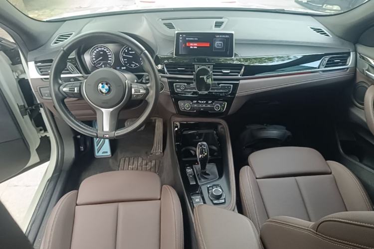 Used BMW X2 2020 sDrive25i Leading Model M Sport Package Center Console