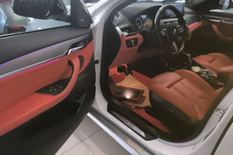 Used BMW X2 2020 sDrive25i Luxury M Sport Package Driver Seat
