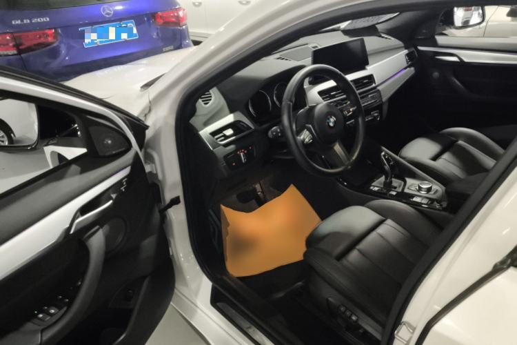 Used BMW X2 2020 sDrive25i Luxury Model with M Sport Package Driver Seat