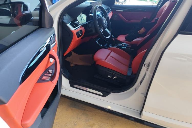 Used BMW X2 2020 sDrive25i Leading Model M Sport Package Driver Seat