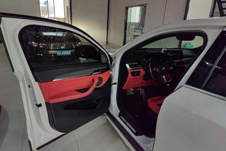 Used BMW X2 2020 sDrive25i Luxury M Sport Package Driver Seat