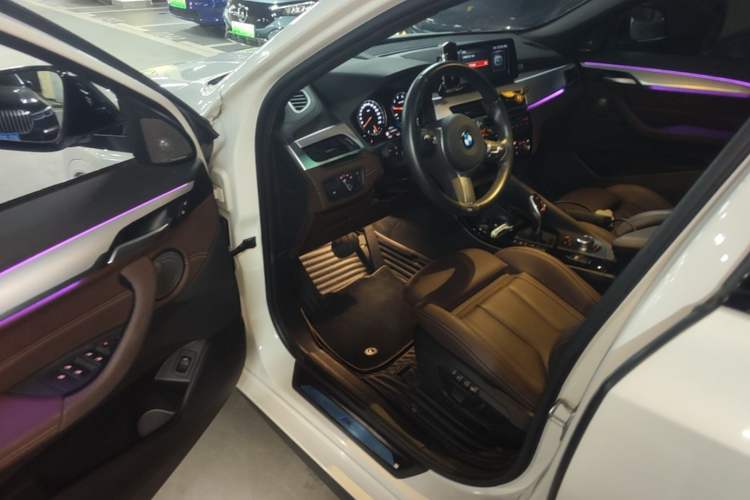 Used BMW X2 2020 sDrive25i Luxury Model with M Sport Package Driver Seat