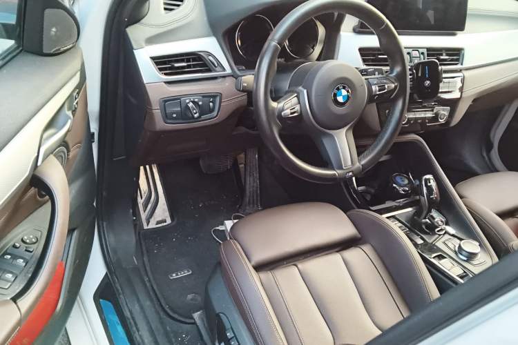 Used BMW X2 2020 sDrive25i Luxury Model with M Sport Package Driver Seat