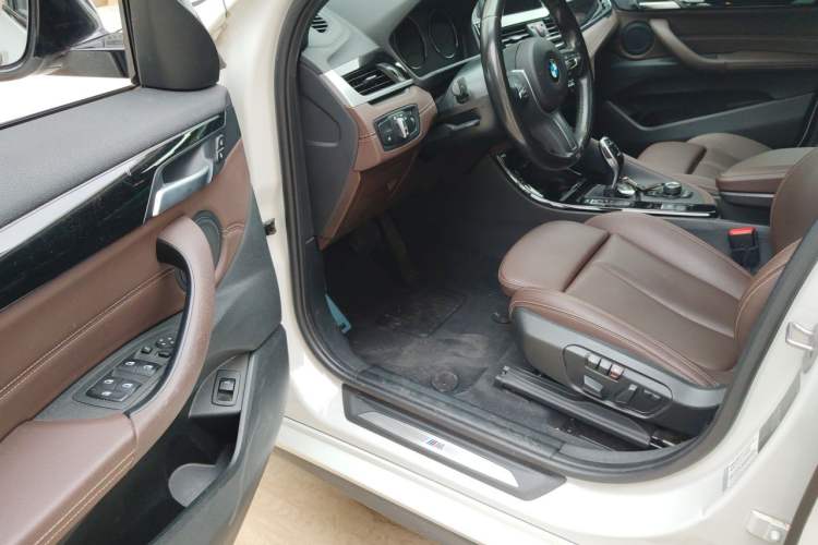Used BMW X2 2020 sDrive25i Leading Model M Sport Package Driver Seat