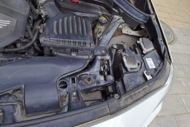 Used BMW X2 2020 sDrive20i M Sport Package Engine Bay Left