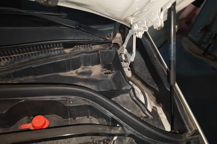 Used BMW X2 2020 sDrive20i M Sport Package Engine Bay Left