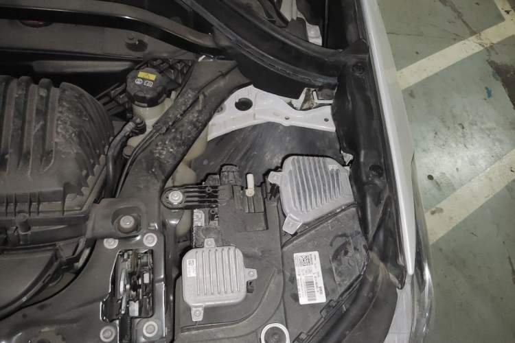 Used BMW X2 2020 sDrive25i Leading Model M Sport Package Engine Bay Left