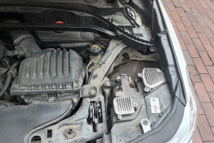Used BMW X2 2020 xDrive25i M Sport Package Engine Bay Left