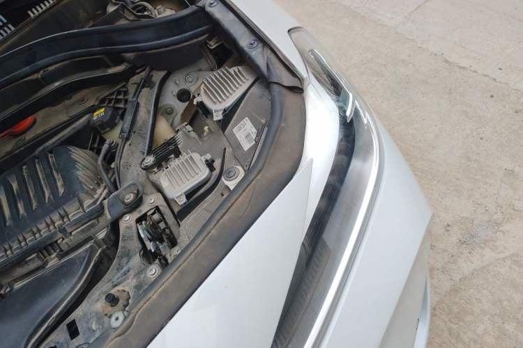 Used BMW X2 2020 sDrive25i Leading Model M Sport Package Engine Bay Left