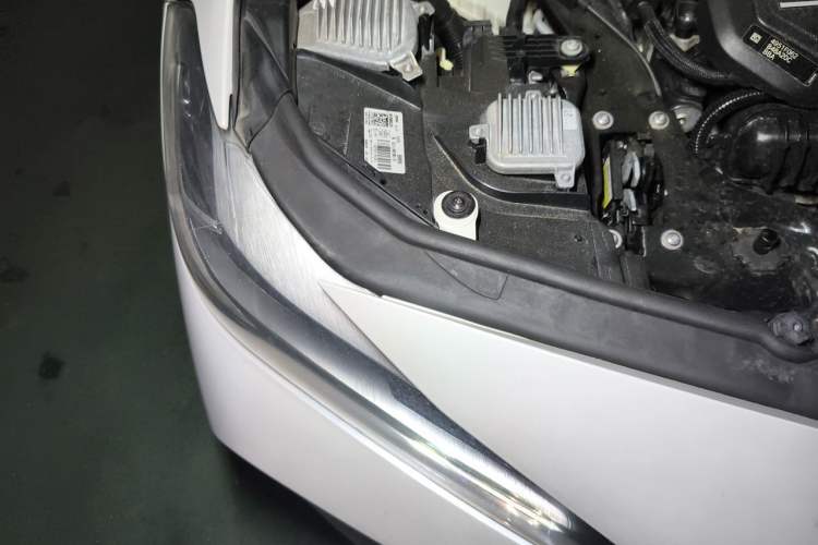 Used BMW X2 2020 sDrive25i Leading Model M Sport Package Engine Bay Right