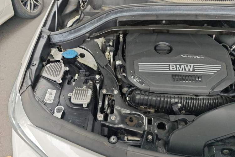 Used BMW X2 2020 sDrive25i Luxury Model with M Sport Package Engine Bay Right