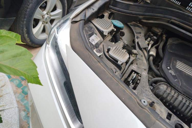 Used BMW X2 2020 sDrive25i Leading Model M Sport Package Engine Bay Right