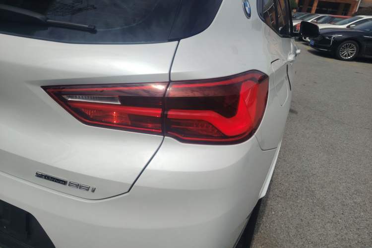 Used BMW X2 2020 sDrive25i Luxury Model with M Sport Package Exterior 3