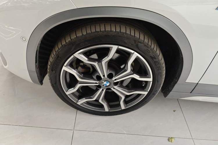 Used BMW X2 2020 xDrive25i M Sport Package Exterior 4