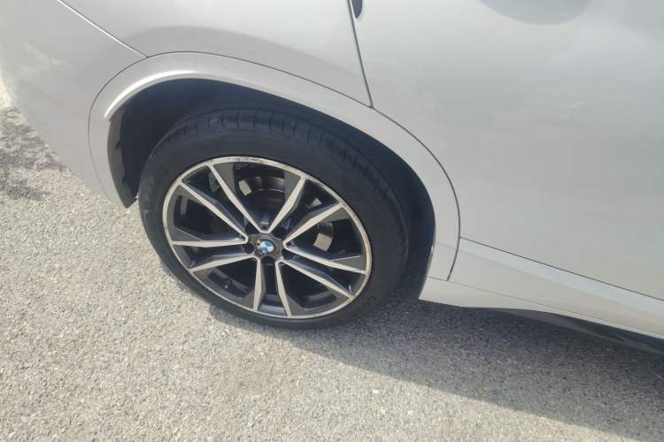Used BMW X2 2020 sDrive25i Luxury Model with M Sport Package Exterior 5