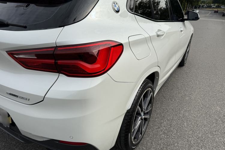 Used BMW X2 2020 sDrive25i Luxury Model with M Sport Package Exterior 5