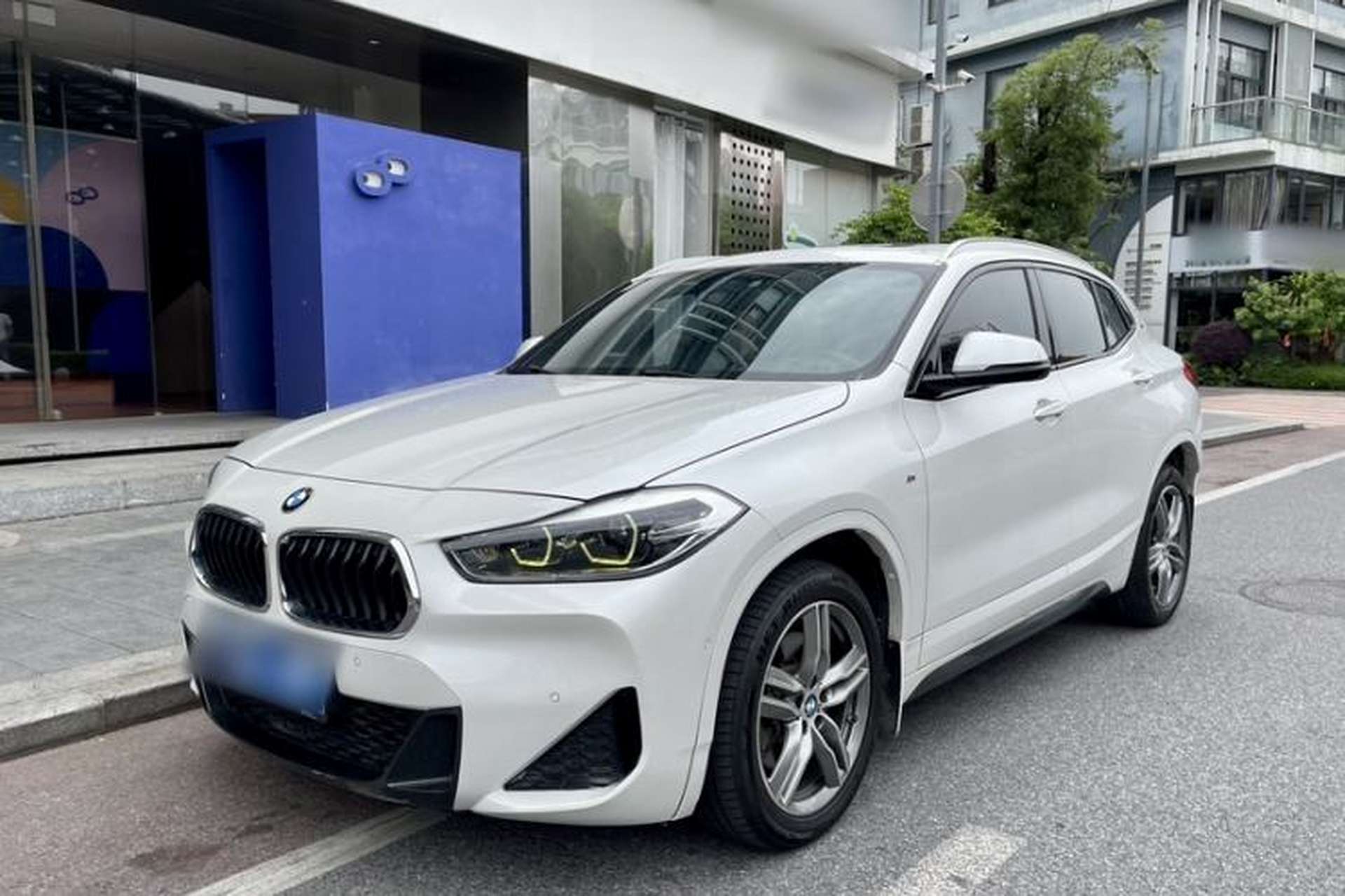 Used BMW X2 2020 sDrive25i Leading Model M Sport Package Front Left 45 Deg