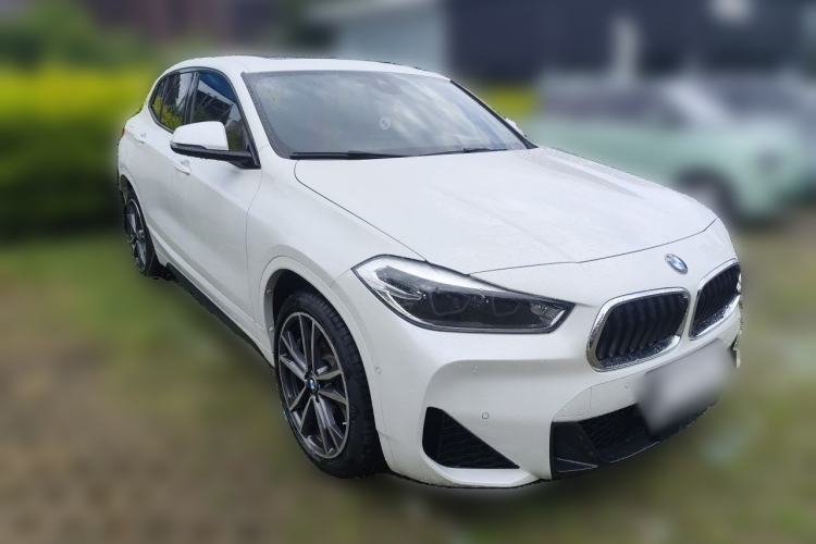 Used BMW X2 2020 xDrive25i M Sport Package Front Right 45 Deg