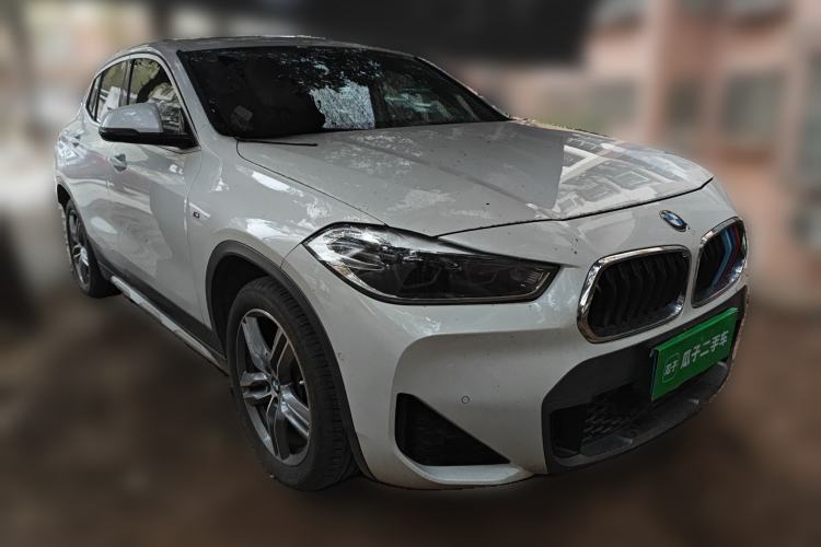 Used BMW X2 2020 sDrive25i Leading Model M Sport Package Front Right 45 Deg