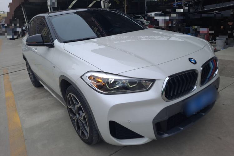 Used BMW X2 2020 xDrive25i M Sport Package Front Right 45 Deg
