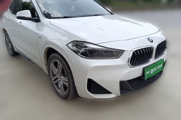 Used BMW X2 2020 sDrive25i Leading Model M Sport Package Front Right 45 Deg