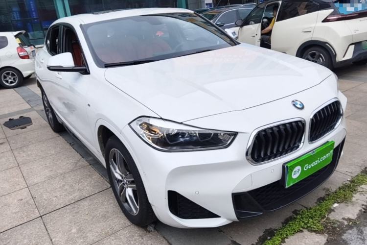 Used BMW X2 2020 sDrive25i Leading Model M Sport Package Front Right 45 Deg