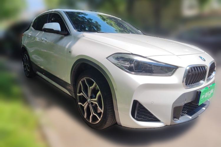 Used BMW X2 2020 xDrive25i M Sport Package Front Right 45 Deg