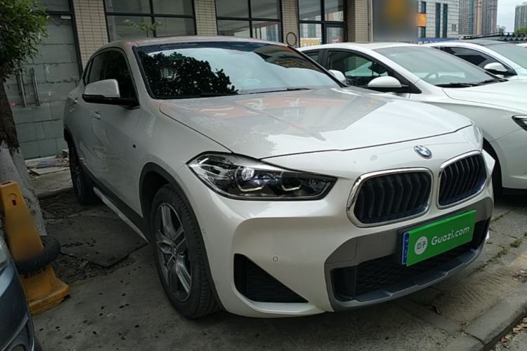 Used BMW X2 2020 sDrive25i Leading Model M Sport Package Front Right 45 Deg