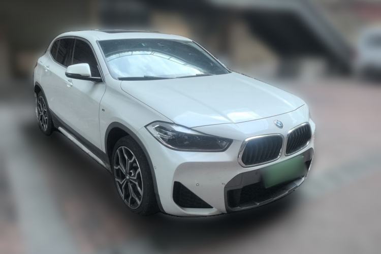 Used BMW X2 2020 xDrive25i M Sport Package Front Right 45 Deg