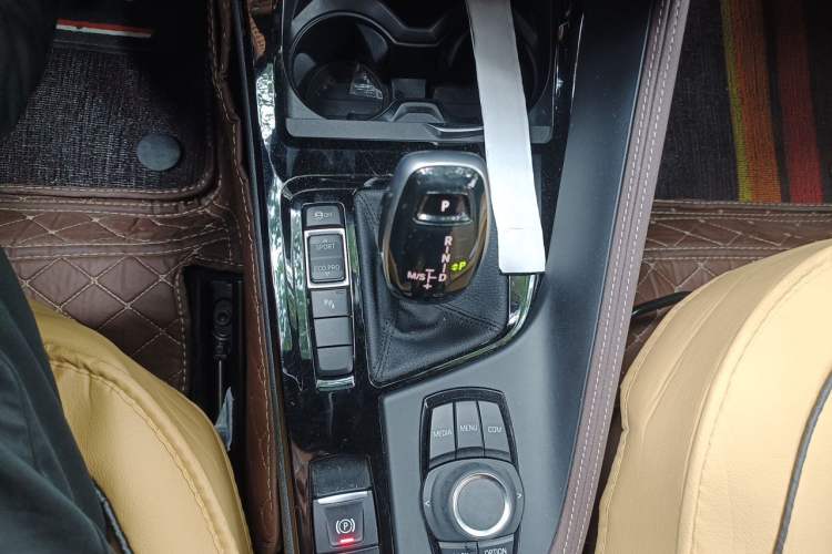 Used BMW X2 2020 sDrive25i Leading Model M Sport Package Gear Lever