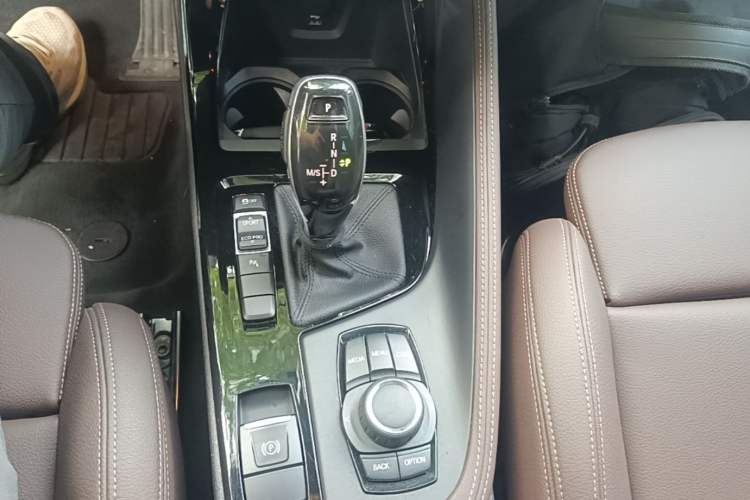 Used BMW X2 2020 sDrive25i Leading Model M Sport Package Gear Lever