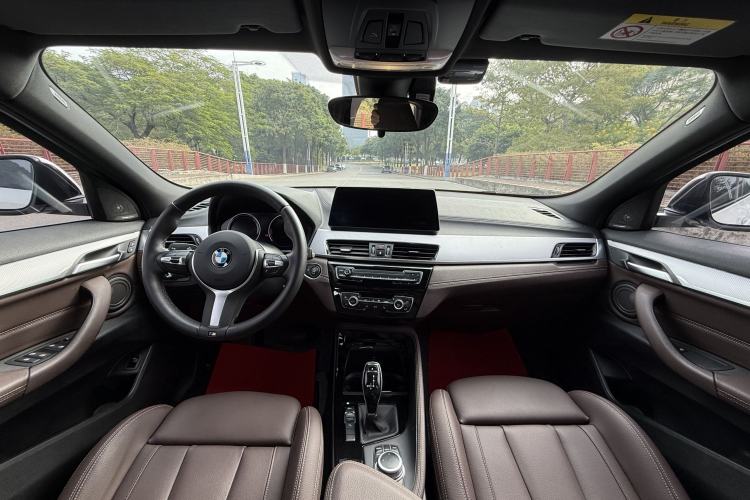 Used BMW X2 2020 sDrive25i Luxury Model with M Sport Package Interior 1