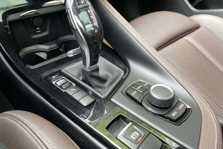 Used BMW X2 2020 sDrive25i Leading Model M Sport Package Interior 10