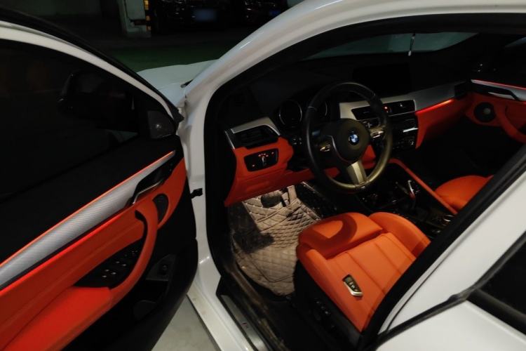 Used BMW X2 2020 sDrive25i Luxury Model with M Sport Package Interior 3
