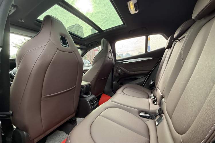 Used BMW X2 2020 sDrive25i Luxury Model with M Sport Package Interior 8