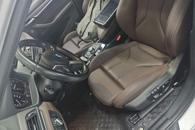 Used BMW X2 2020 sDrive25i Luxury M Sport Package Left Front Seat