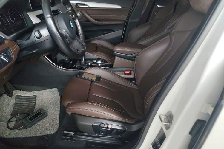 Used BMW X2 2020 sDrive25i Luxury Model with M Sport Package Left Front Seat