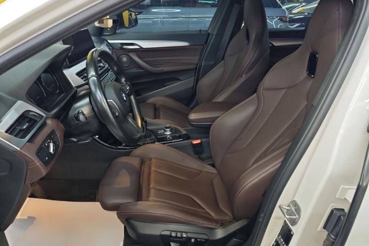 Used BMW X2 2020 sDrive25i Luxury Model with M Sport Package Left Front Seat
